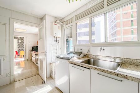 Apartamento à venda com 310m², 4 quartos e 5 vagasÁrea de Serviço