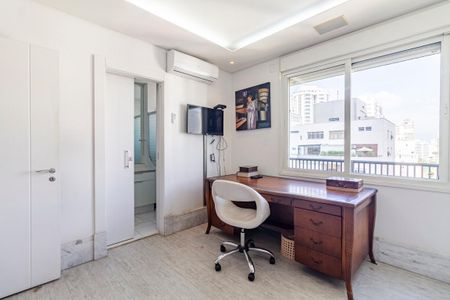 Apartamento à venda com 310m², 4 quartos e 5 vagasSuíte 4