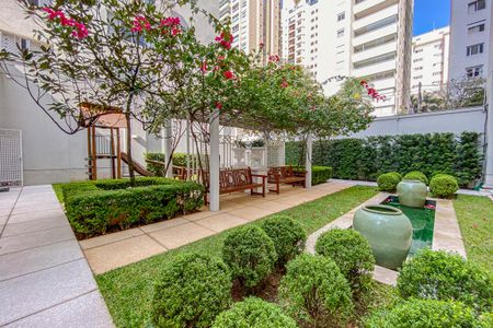 Apartamento à venda com 310m², 4 quartos e 5 vagasÁrea comum - Área Externa