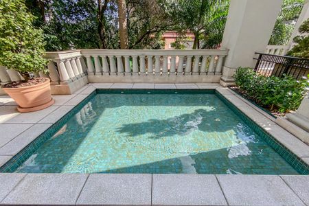 Apartamento à venda com 310m², 4 quartos e 5 vagasÁrea comum - Piscina