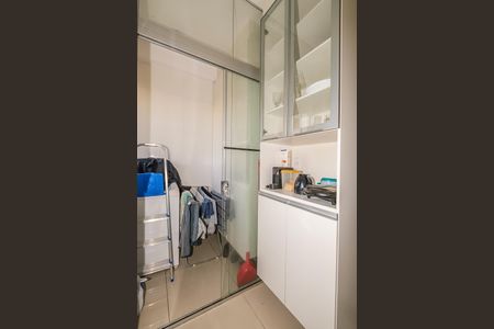 Apartamento à venda com 58m², 1 quarto e 2 vagas Apartamento à venda com 58m², 1 quarto e 2 vagasÁrea de Serviço