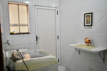 Casa à venda com 200m², 4 quartos e 4 vagas Casa à venda com 200m², 4 quartos e 4 vagasÁrea de Serviço