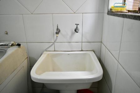 Casa à venda com 200m², 4 quartos e 4 vagas Casa à venda com 200m², 4 quartos e 4 vagasÁrea de Serviço