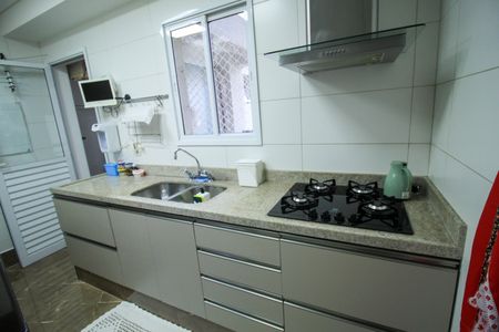 Apartamento à venda com 98m², 3 quartos e 2 vagas Apartamento à venda com 98m², 3 quartos e 2 vagasCozinha