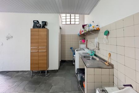 Casa à venda com 210m², 3 quartos e sem vaga Casa à venda com 210m², 3 quartos e sem vagaCozinha - Casa 1