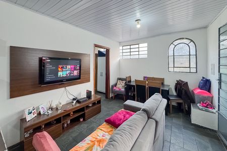 Casa à venda com 210m², 3 quartos e sem vagaSala - Casa 1