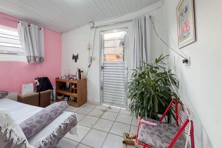 Casa à venda com 210m², 3 quartos e sem vaga Casa à venda com 210m², 3 quartos e sem vagaSala - Casa 3