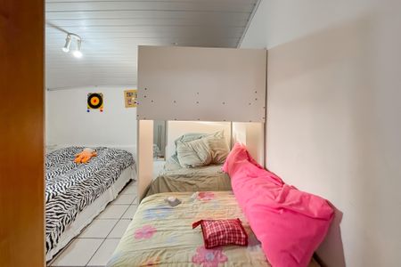 Casa à venda com 210m², 3 quartos e sem vaga Casa à venda com 210m², 3 quartos e sem vagaQuarto - Casa 3