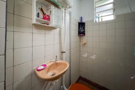 Casa à venda com 210m², 3 quartos e sem vaga Casa à venda com 210m², 3 quartos e sem vagaBanheiro - Casa 1