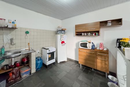 Casa à venda com 210m², 3 quartos e sem vaga Casa à venda com 210m², 3 quartos e sem vagaCozinha - Casa 1