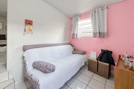 Casa à venda com 210m², 3 quartos e sem vaga Casa à venda com 210m², 3 quartos e sem vagaSala - Casa 3