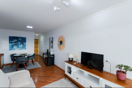 Apartamento à venda com 73m², 2 quartos e 1 vaga Apartamento à venda com 73m², 2 quartos e 1 vagaSala