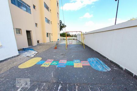 Apartamento à venda com 73m², 2 quartos e 1 vaga Apartamento à venda com 73m², 2 quartos e 1 vagaÁrea comum - Playground