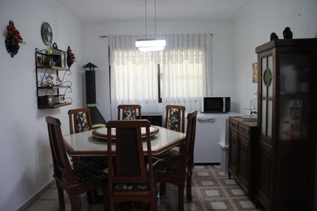 Casa à venda com 276m², 4 quartos e 4 vagasCozinha