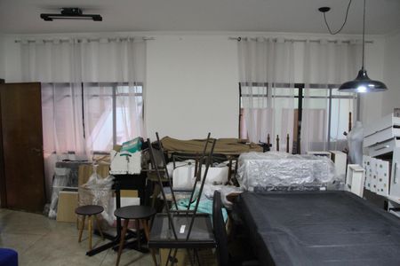 Casa à venda com 276m², 4 quartos e 4 vagasÁrea Comum - Salão de Jogos