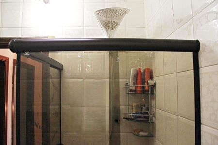 Casa à venda com 276m², 4 quartos e 4 vagasBanheiro Social