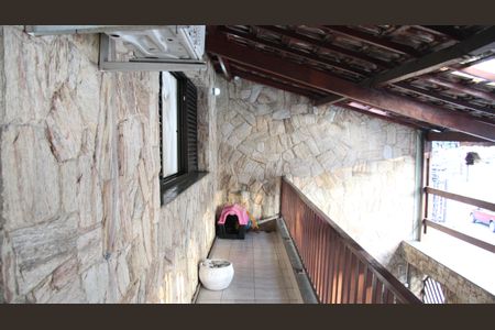 Casa à venda com 276m², 4 quartos e 4 vagasVaranda da Suíte