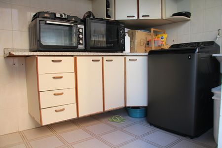 Casa à venda com 276m², 4 quartos e 4 vagasÁrea de Serviço