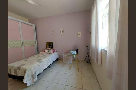 Casa à venda com 323m², 3 quartos e 3 vagas