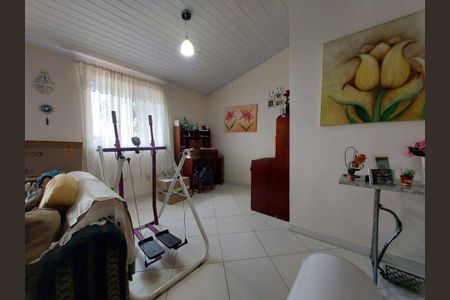 Casa à venda com 323m², 3 quartos e 3 vagas
