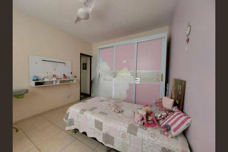 Casa à venda com 323m², 3 quartos e 3 vagas
