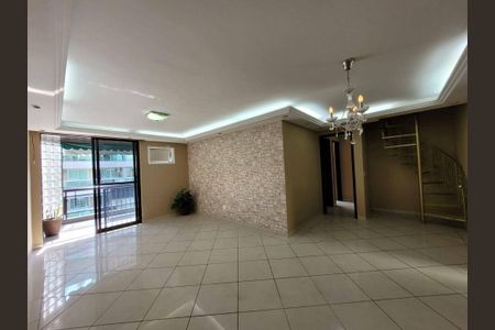 Casa à venda com 264m², 4 quartos e 3 vagas