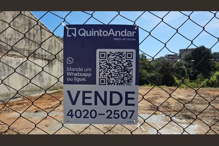 Casa à venda com 2000m², 4 quartos e 4 vagas Casa à venda com 2000m², 4 quartos e 4 vagasPlaca