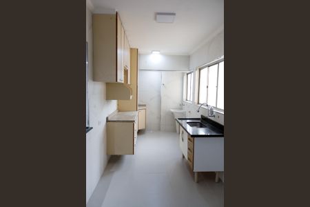 Apartamento para alugar com 65m², 2 quartos e 1 vaga Apartamento para alugar com 65m², 2 quartos e 1 vagaCozinha