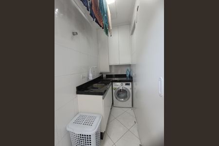 Apartamento à venda com 74m², 3 quartos e 1 vaga Apartamento à venda com 74m², 3 quartos e 1 vagaÁrea de Serviço