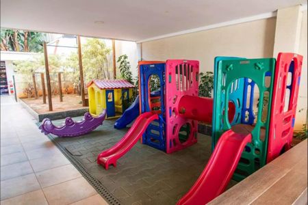 Apartamento à venda com 60m², 2 quartos e 1 vaga Apartamento à venda com 60m², 2 quartos e 1 vagaÁrea comum - Playground