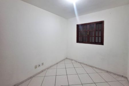 Casa à venda com 45m², 1 quarto e sem vaga Casa à venda com 45m², 1 quarto e sem vagaQuarto