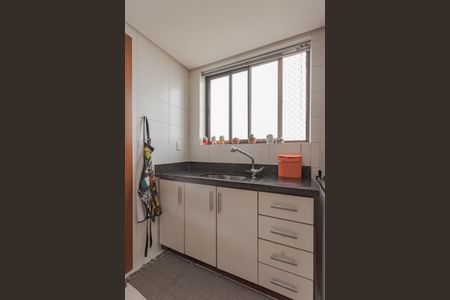 Apartamento à venda com 136m², 3 quartos e 2 vagas Apartamento à venda com 136m², 3 quartos e 2 vagasCozinha