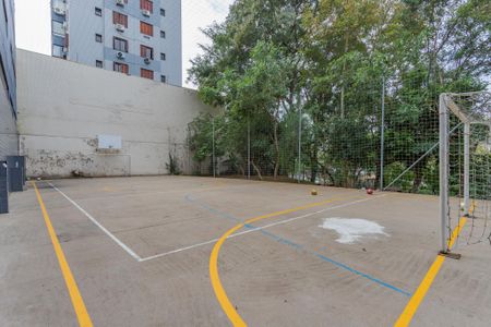 Apartamento à venda com 136m², 3 quartos e 2 vagas Apartamento à venda com 136m², 3 quartos e 2 vagasÁrea comum - Quadra Esportiva