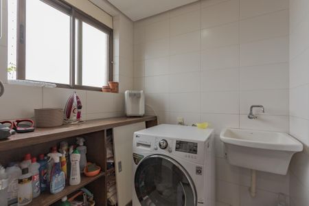 Apartamento à venda com 136m², 3 quartos e 2 vagas Apartamento à venda com 136m², 3 quartos e 2 vagasÁrea de Serviço