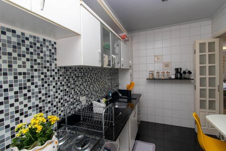 Apartamento à venda com 63m², 2 quartos e 1 vaga Apartamento à venda com 63m², 2 quartos e 1 vagaCozinha e Área de Serviço