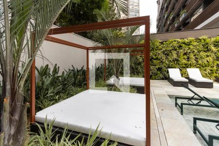 Studio à venda com 26m², 1 quarto e sem vaga Studio à venda com 26m², 1 quarto e sem vagaPiscina