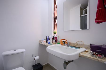 Apartamento à venda com 53m², 2 quartos e 1 vaga Apartamento à venda com 53m², 2 quartos e 1 vagaBanheiro