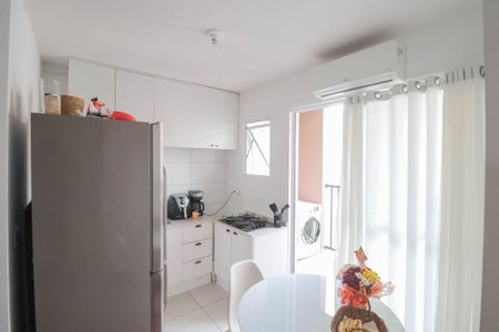 Apartamento à venda com 56m², 2 quartos e 1 vagaCozinha