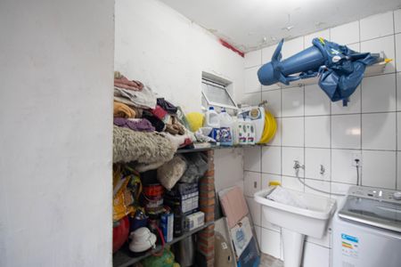 Casa à venda com 130m², 4 quartos e 2 vagasÁrea de Serviço