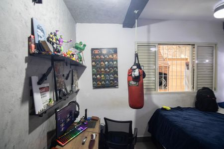 Casa à venda com 130m², 4 quartos e 2 vagasSuíte 1