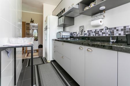 Apartamento à venda com 46m², 2 quartos e 1 vaga Apartamento à venda com 46m², 2 quartos e 1 vagaCozinha