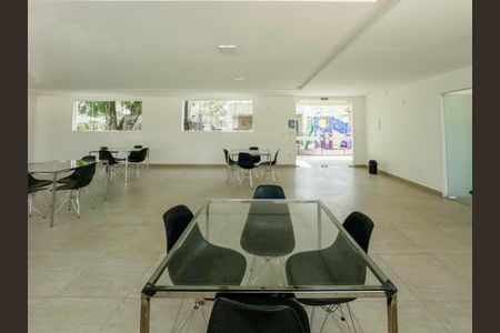 Apartamento à venda com 46m², 2 quartos e 1 vaga Apartamento à venda com 46m², 2 quartos e 1 vagaÁrea Comum - Salão de Festas