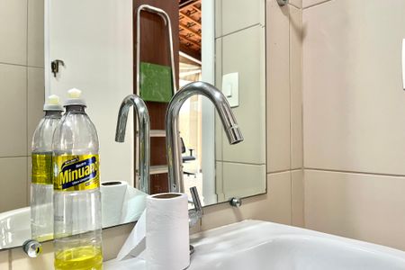 Casa à venda com 190m², 4 quartos e 2 vagas Casa à venda com 190m², 4 quartos e 2 vagasBanheiro de serviço