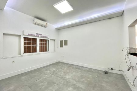 Casa à venda com 190m², 4 quartos e 2 vagas Casa à venda com 190m², 4 quartos e 2 vagasQuarto 3