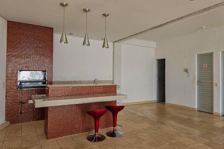 Apartamento à venda com 270m², 4 quartos e 3 vagas Apartamento à venda com 270m², 4 quartos e 3 vagasÁrea comum - Salão de festas