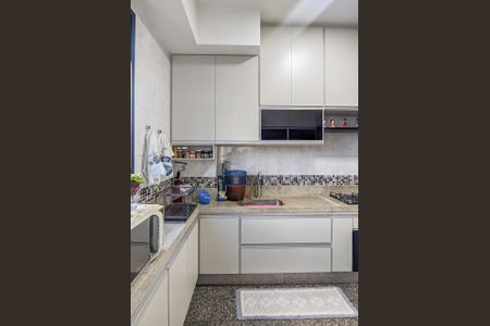 Apartamento à venda com 237m², 5 quartos e 2 vagasCozinha