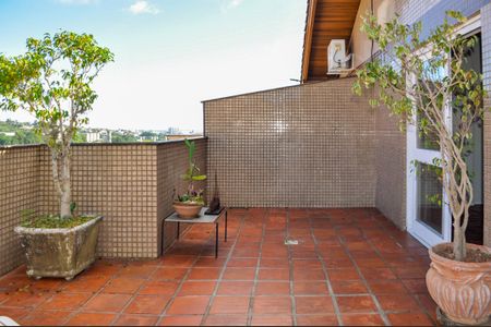 Apartamento à venda com 138m², 3 quartos e 1 vaga Apartamento à venda com 138m², 3 quartos e 1 vagaÁrea comum