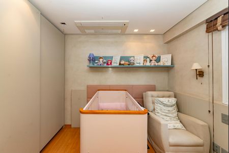 Apartamento à venda com 125m², 3 quartos e 3 vagas Apartamento à venda com 125m², 3 quartos e 3 vagasSuíte 3