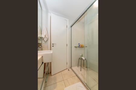Apartamento à venda com 125m², 3 quartos e 3 vagas Apartamento à venda com 125m², 3 quartos e 3 vagasBanheiro da Suíte 1