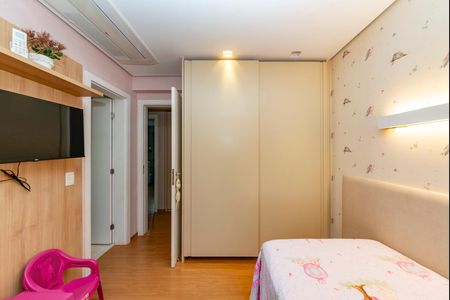 Apartamento à venda com 125m², 3 quartos e 3 vagas Apartamento à venda com 125m², 3 quartos e 3 vagasSuíte 2